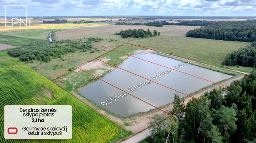 Vandens telkinys su žemės sklypu gamtos apsuptyje