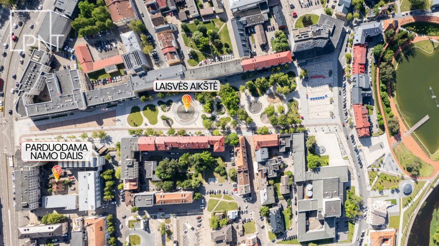 Namo dalis pačiame miesto centre