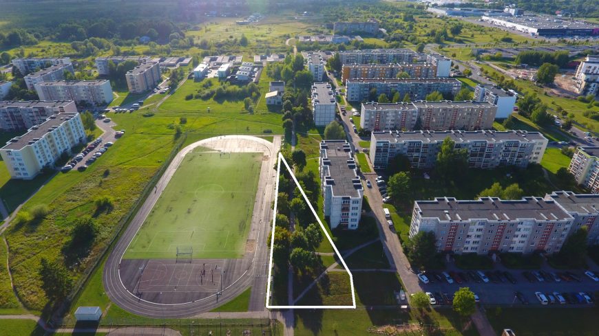 12 arų daugiaaukščių ir aukštybinių gyvenamųjų namų statybos sklypas, Kniaudiškių g. 77b, Panevėžys, Molainiai – nuotrauka 3