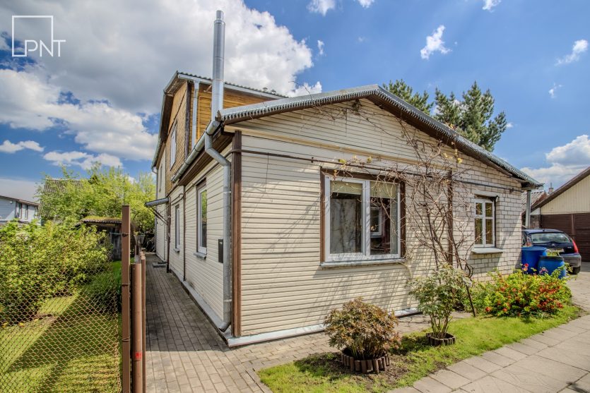 Jauki ir tvarkinga namo dalis pačiame Panevėžio centre