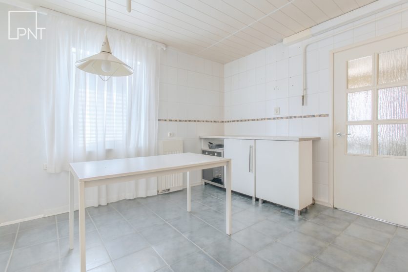 Pilnai renovuotas ir energiškai efektyvus namas su moderniu ūkiniu pastatu, Purienų g. 9 Panevėžys, Rožės – nuotrauka 18