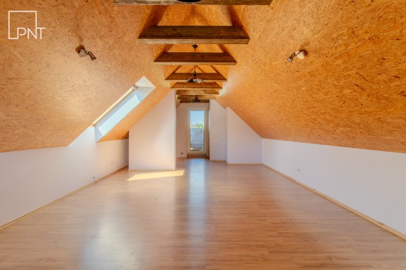 Pilnai renovuotas ir energiškai efektyvus namas su moderniu ūkiniu pastatu, Purienų g. 9 Panevėžys, Rožės – nuotrauka 31
