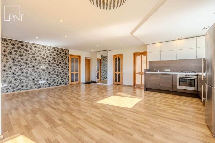 Erdvus 3 kambarių butas Dainavos g., Dainavos g. 6, Pilėnai, Panevėžys – nuotrauka 3